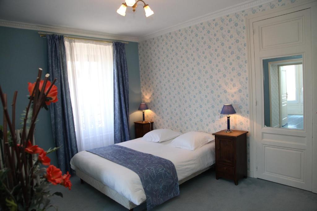 The Originals Boutique, Hotel Terminus, Bourg-En-Bresse Gare Oda fotoğraf