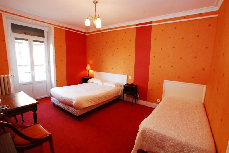 The Originals Boutique, Hotel Terminus, Bourg-En-Bresse Gare Dış mekan fotoğraf