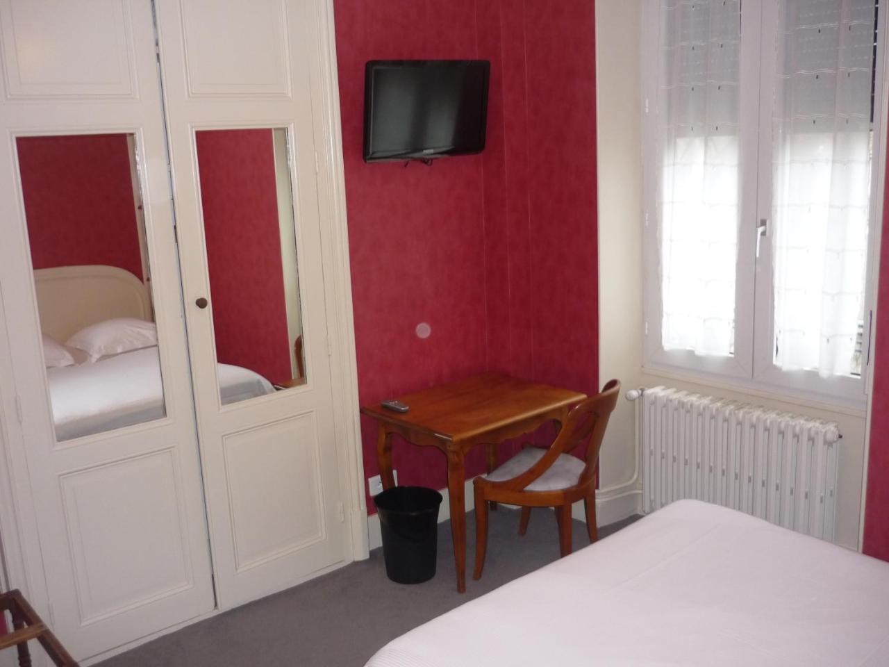 The Originals Boutique, Hotel Terminus, Bourg-En-Bresse Gare Dış mekan fotoğraf